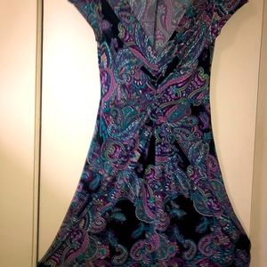 “Muse” size 8 Multi-colored paisley with black background Knee length